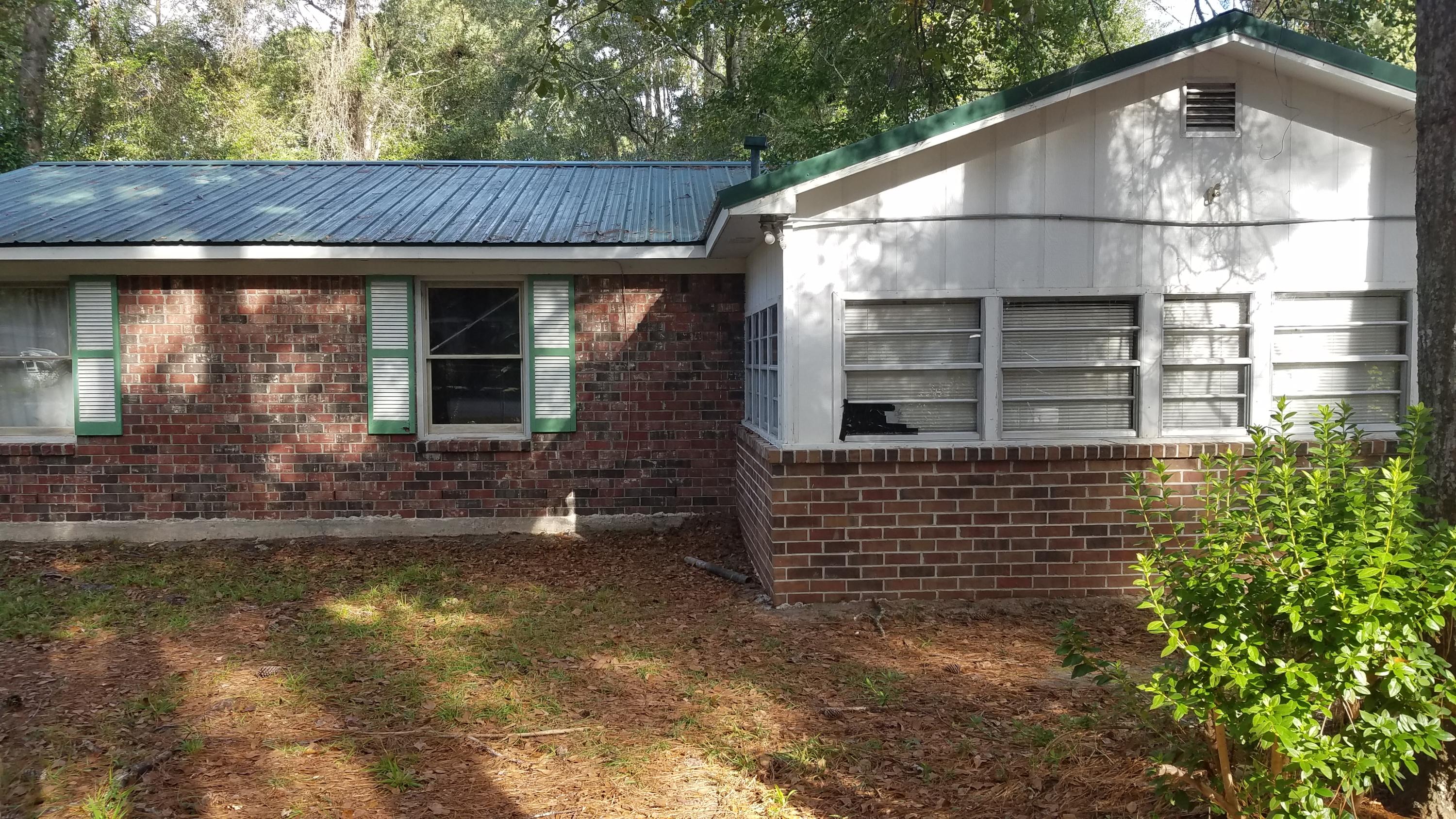 209 Gadsden Loop Walterboro, SC 29488 - Photo 10 of 12 20201019_101018