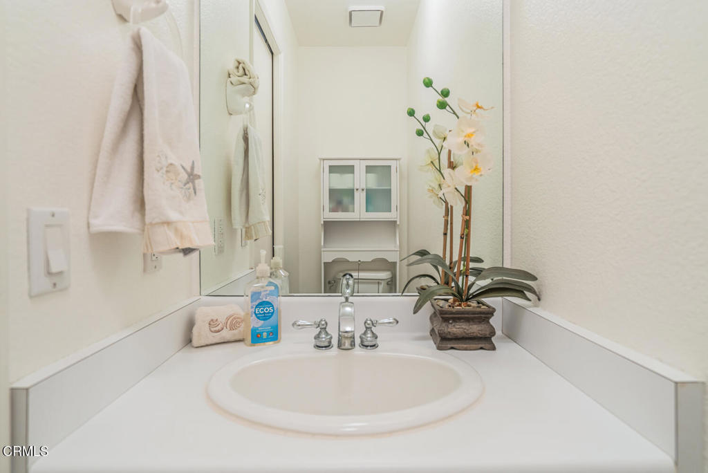 1130 Mandalay Beach Road Oxnard, CA 93035 - Photo 17 of 36