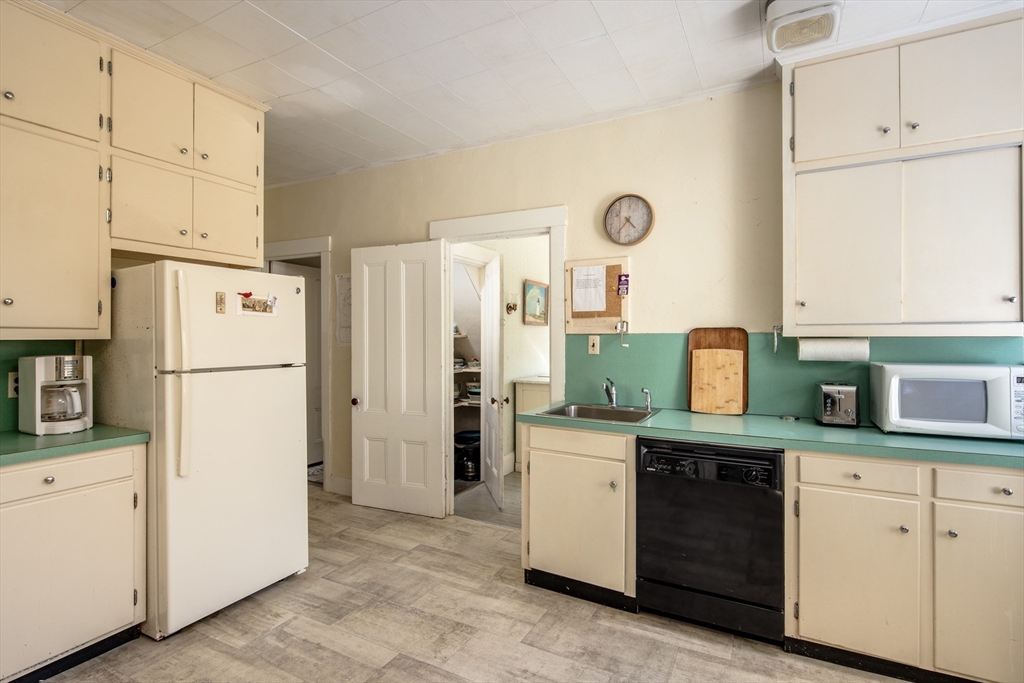 37 Ned's Point Road Mattapoisett, MA 02739 - Photo 21 of 42