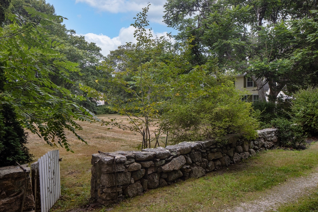 37 Ned's Point Road Mattapoisett, MA 02739 - Photo 9 of 42