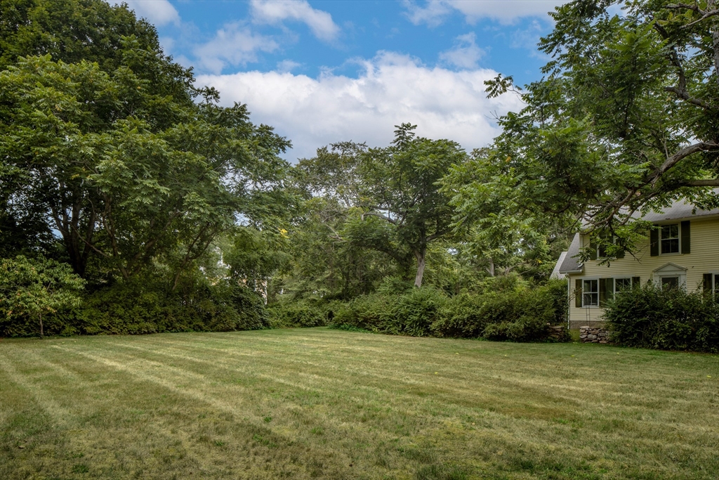 37 Ned's Point Road Mattapoisett, MA 02739 - Photo 10 of 42