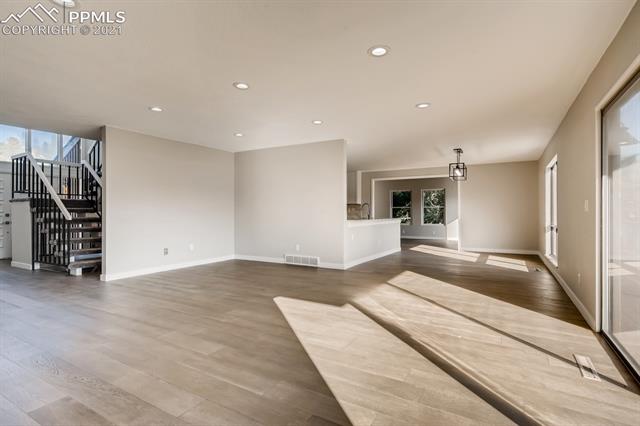 5322 Miranda Road Colorado Springs, CO 80918 - Photo 5 of 29
