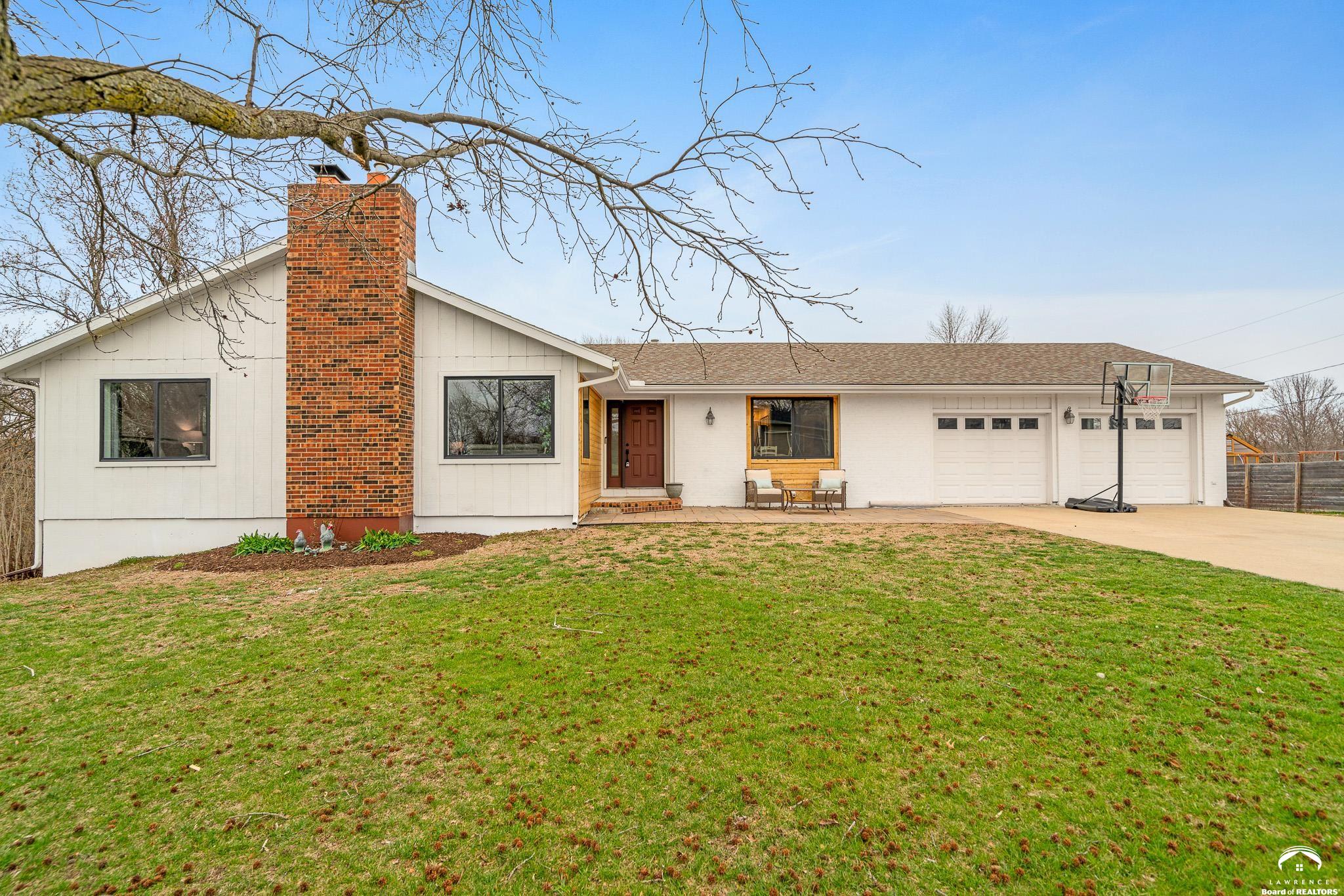 1328 North 1770th Road Lawrence, KS 66044 - Photo 1 of 1