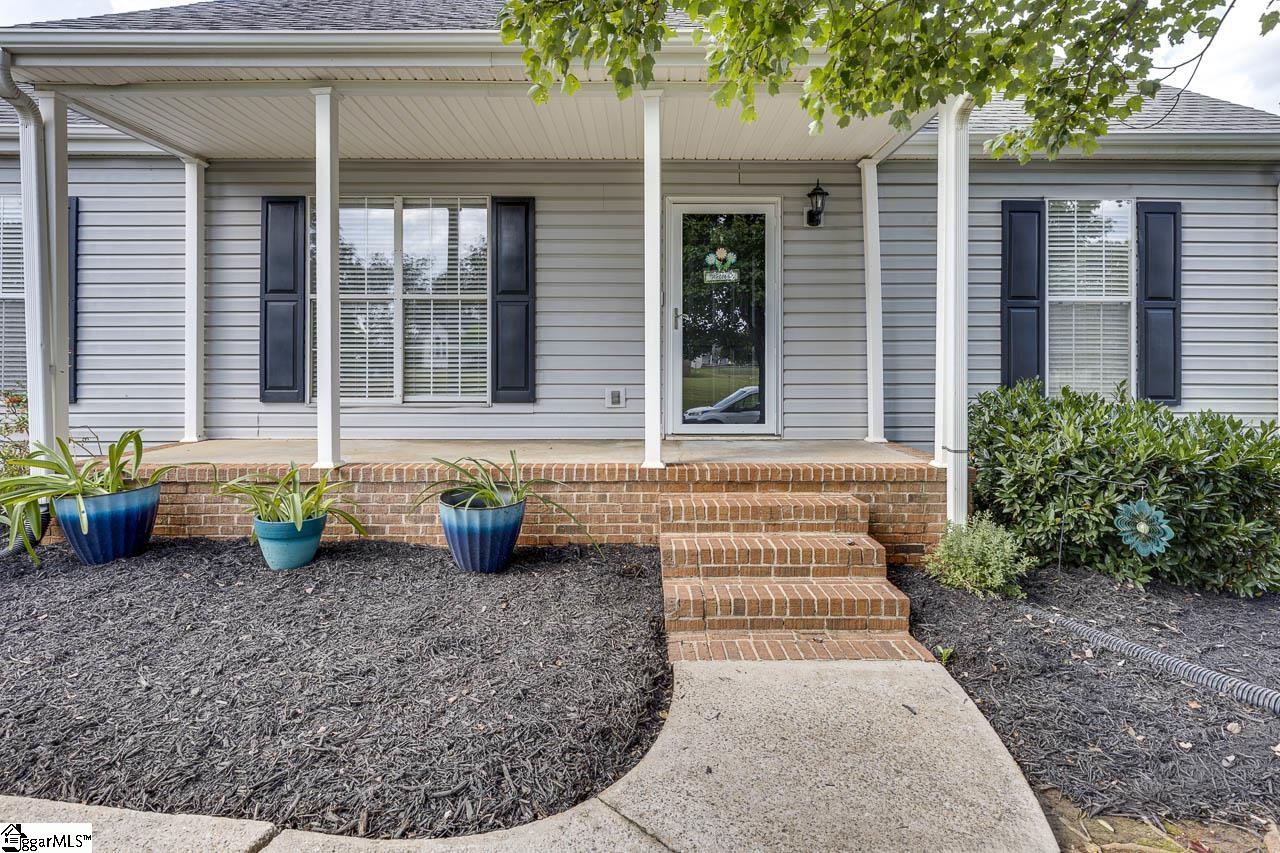 120 Robert Daniel Place Lyman, SC 29365 - Photo 5 of 32