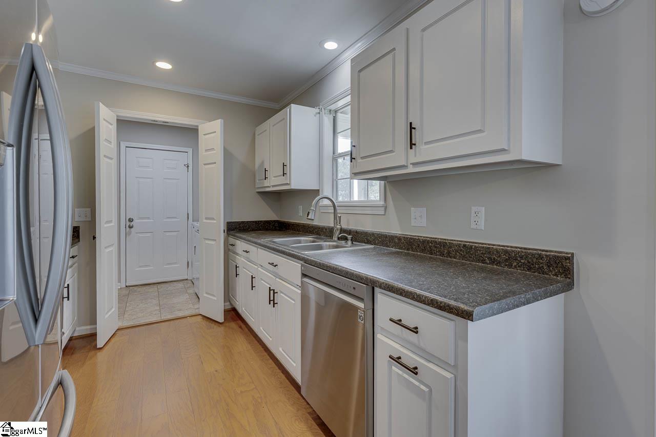 120 Robert Daniel Place Lyman, SC 29365 - Photo 10 of 32