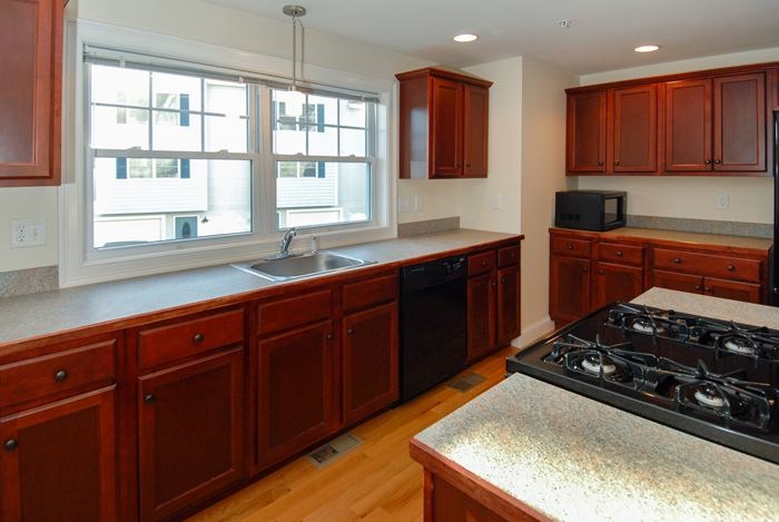 180-3 Drakeside Road, Unit 3 Hampton, NH 03842 - Photo 1 of 26