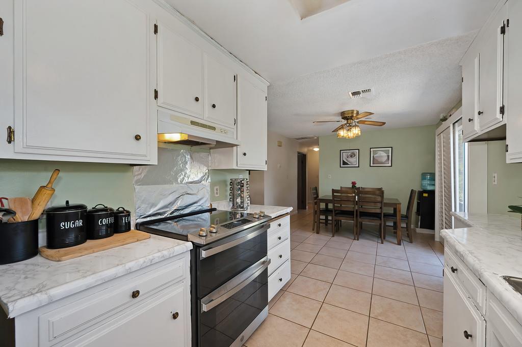 41 West Kavanagh Avenue Tracy, CA 95376 - Photo 7 of 19
