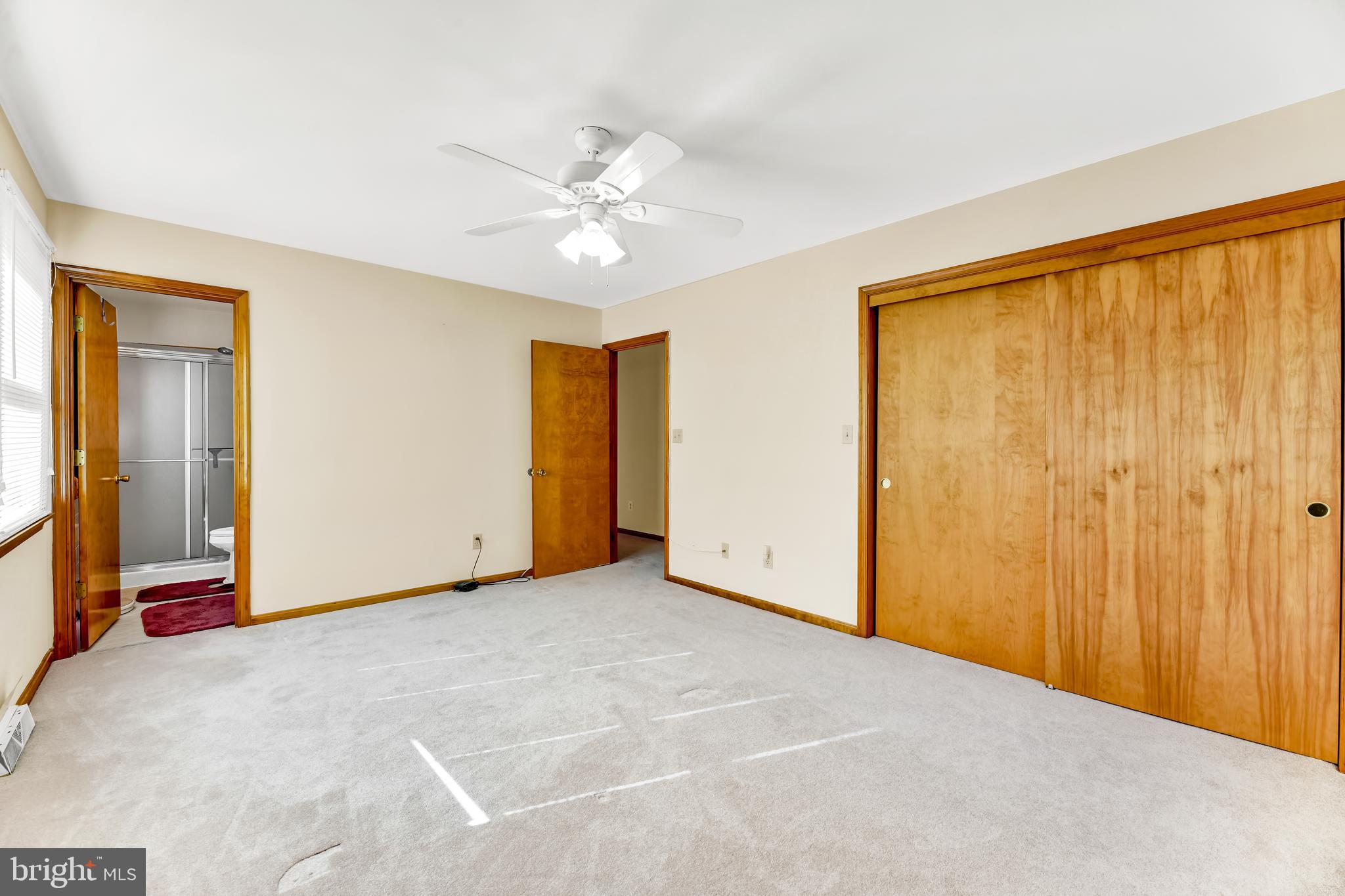 4565-10 Ten Oaks Road Dayton, MD 21036 - Photo 22 of 39 Large Double Closet