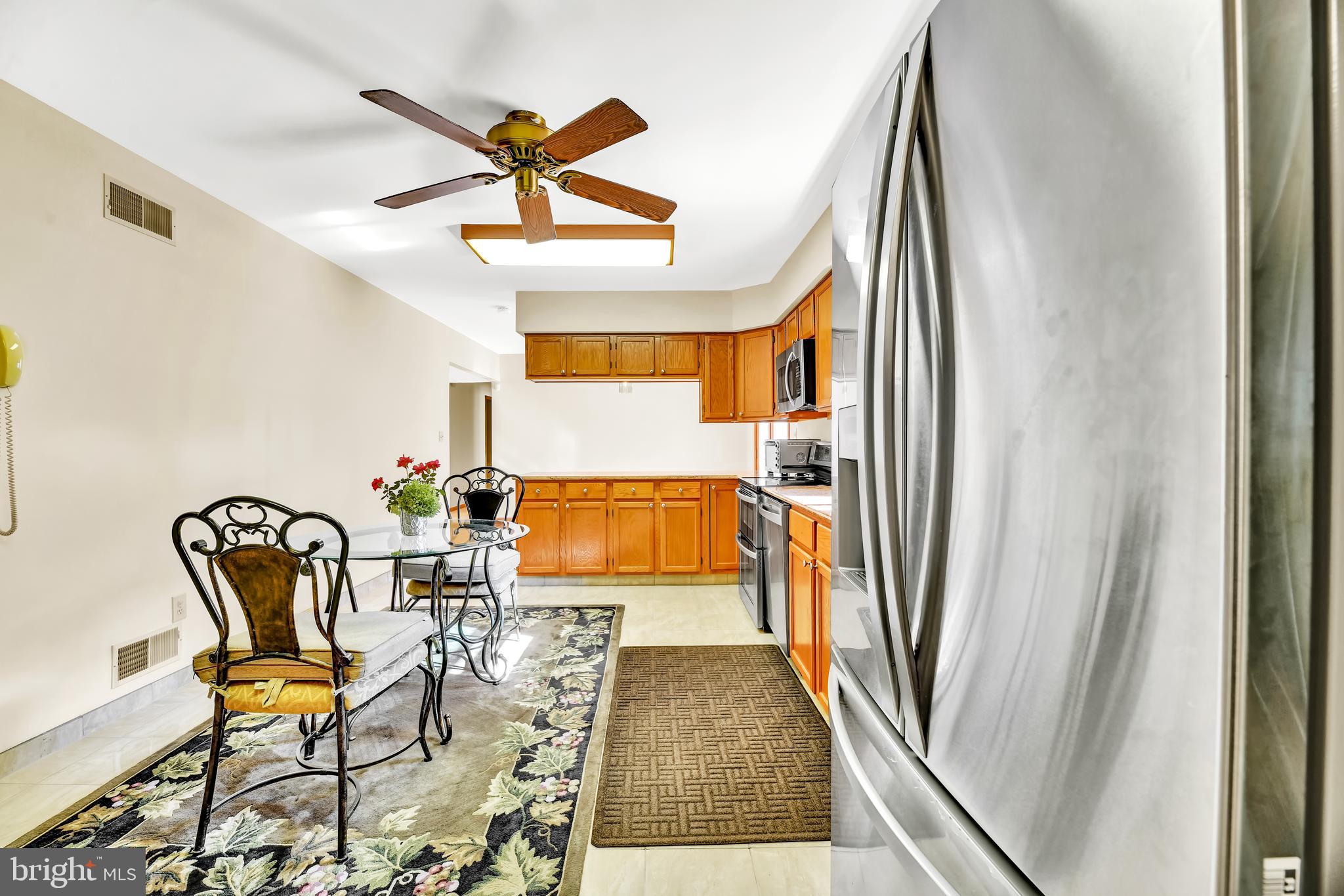 4565-10 Ten Oaks Road Dayton, MD 21036 - Photo 9 of 39 Ceramic tile floors