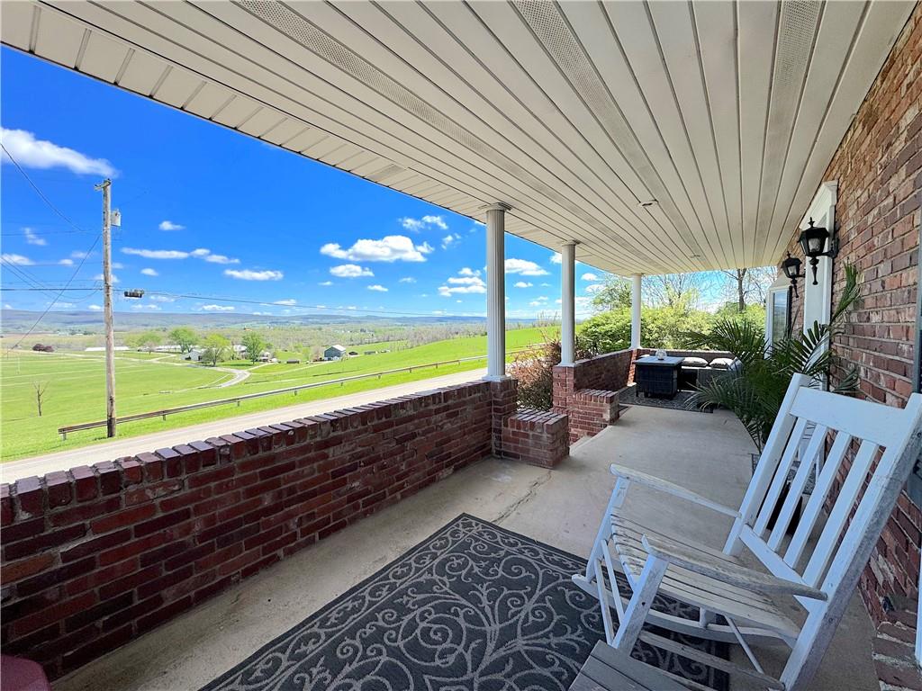 1998 Mt Pleasant Road Greensburg, PA 15601 - Photo 5 of 42