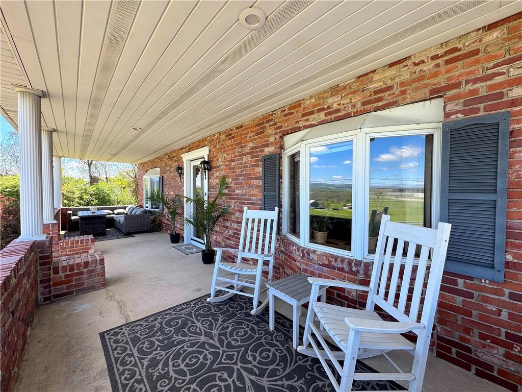 1998 Mt Pleasant Road Greensburg, PA 15601 - Photo 7 of 42