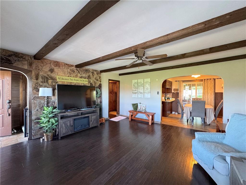 1998 Mt Pleasant Road Greensburg, PA 15601 - Photo 8 of 42