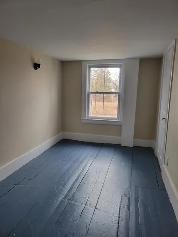 $2,000 | 106 A Emerson Avenue, Hampstead, NH 03841