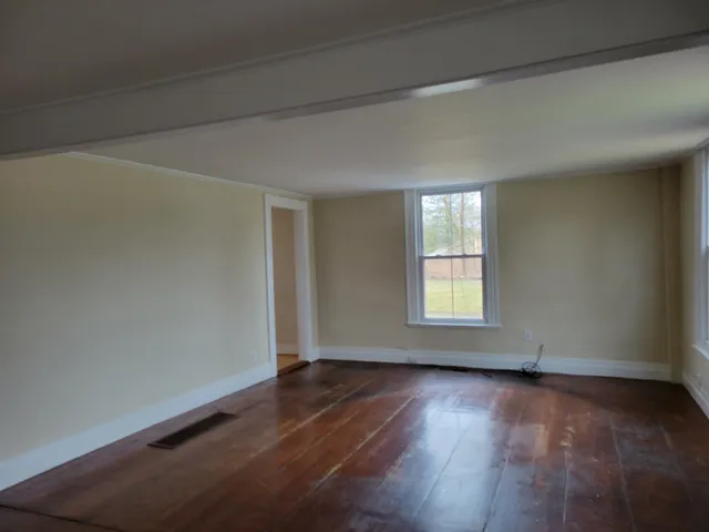 $2,000 | 106 A Emerson Avenue, Hampstead, NH 03841