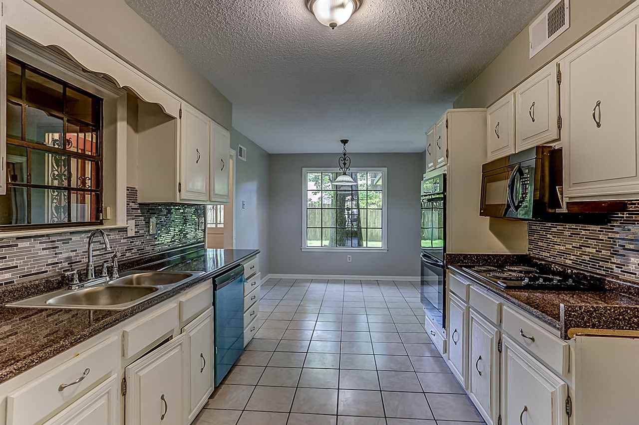 3062 Canyon Road Memphis, TN 38134 - Photo 6 of 25