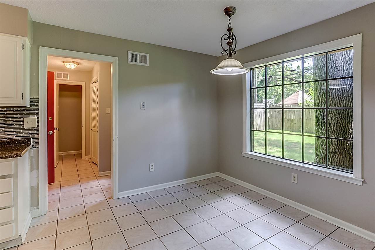 3062 Canyon Road Memphis, TN 38134 - Photo 8 of 25