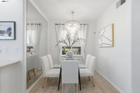 $1,880,000 | 5630 Highcrest Court, Pleasanton, CA 94588