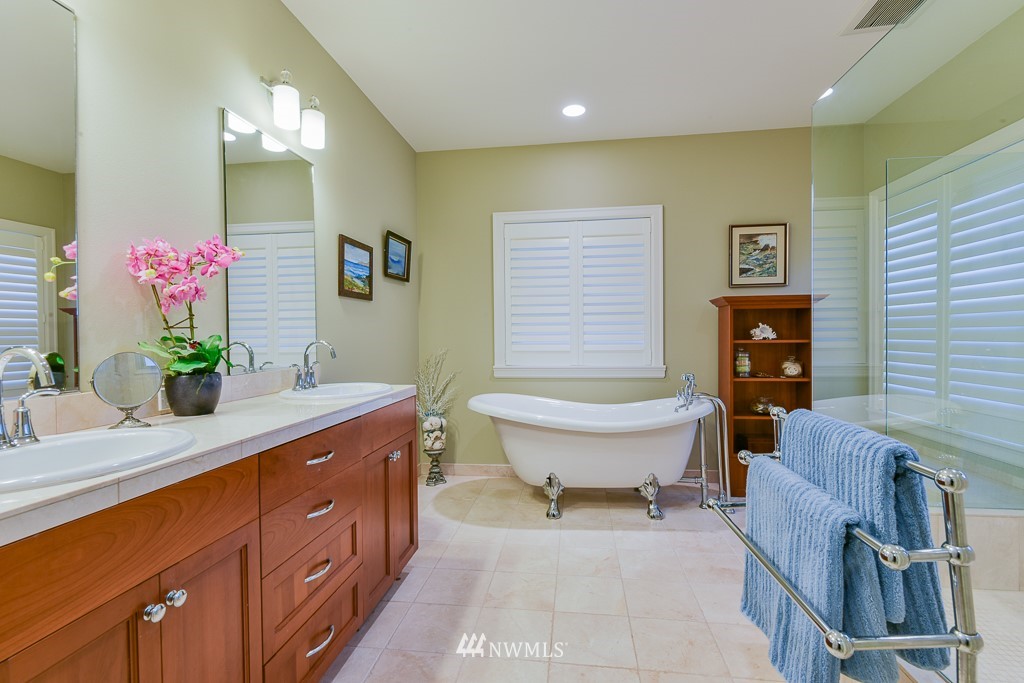 13286 Page Road Northwest Silverdale, WA 98383 - Photo 13 of 25 Gallery Image 13