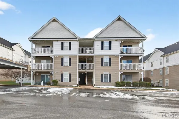 $188,000 | 6200 Spring Creek Lane, Unit 6000, O'Fallon, MO 63368