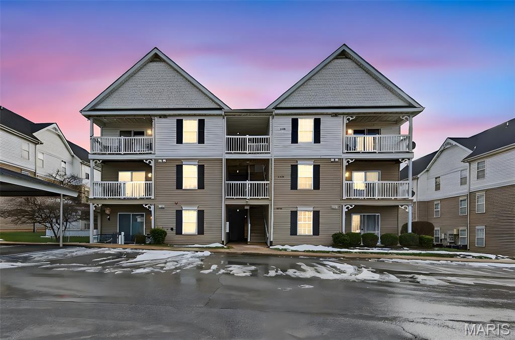 6200 Spring Creek Lane, Unit 6000 O'Fallon, MO 63368 - Photo 2 of 35