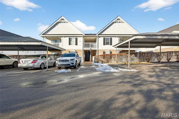 $188,000 | 6200 Spring Creek Lane, Unit 6000, O'Fallon, MO 63368