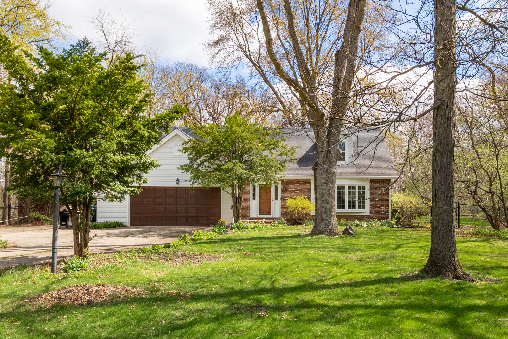 N481 Indian Knoll Road West Chicago, IL 60185 - Photo 1 of 21