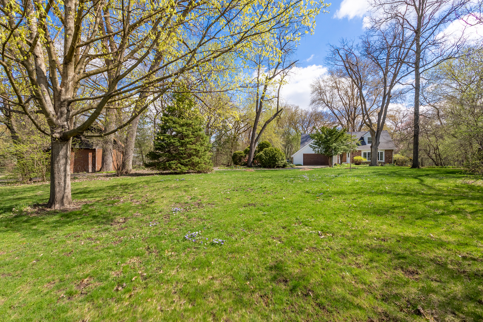N481 Indian Knoll Road West Chicago, IL 60185 - Photo 2 of 21