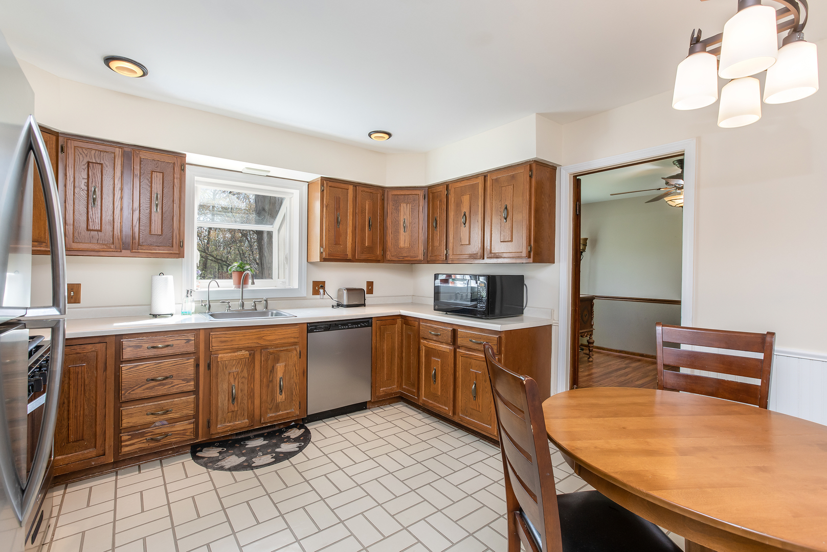 N481 Indian Knoll Road West Chicago, IL 60185 - Photo 7 of 21