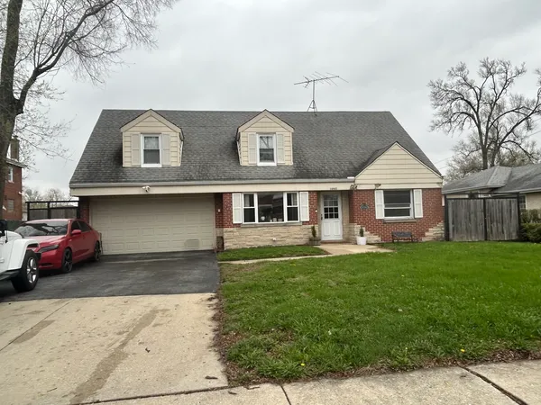 $314,900 | 10941 Ridgeland Avenue, Chicago Ridge, IL 60415