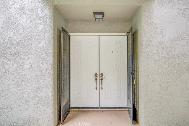 $499,000 | 2402 Via Mariposa West, Unit 1C, Laguna Woods, CA 92637