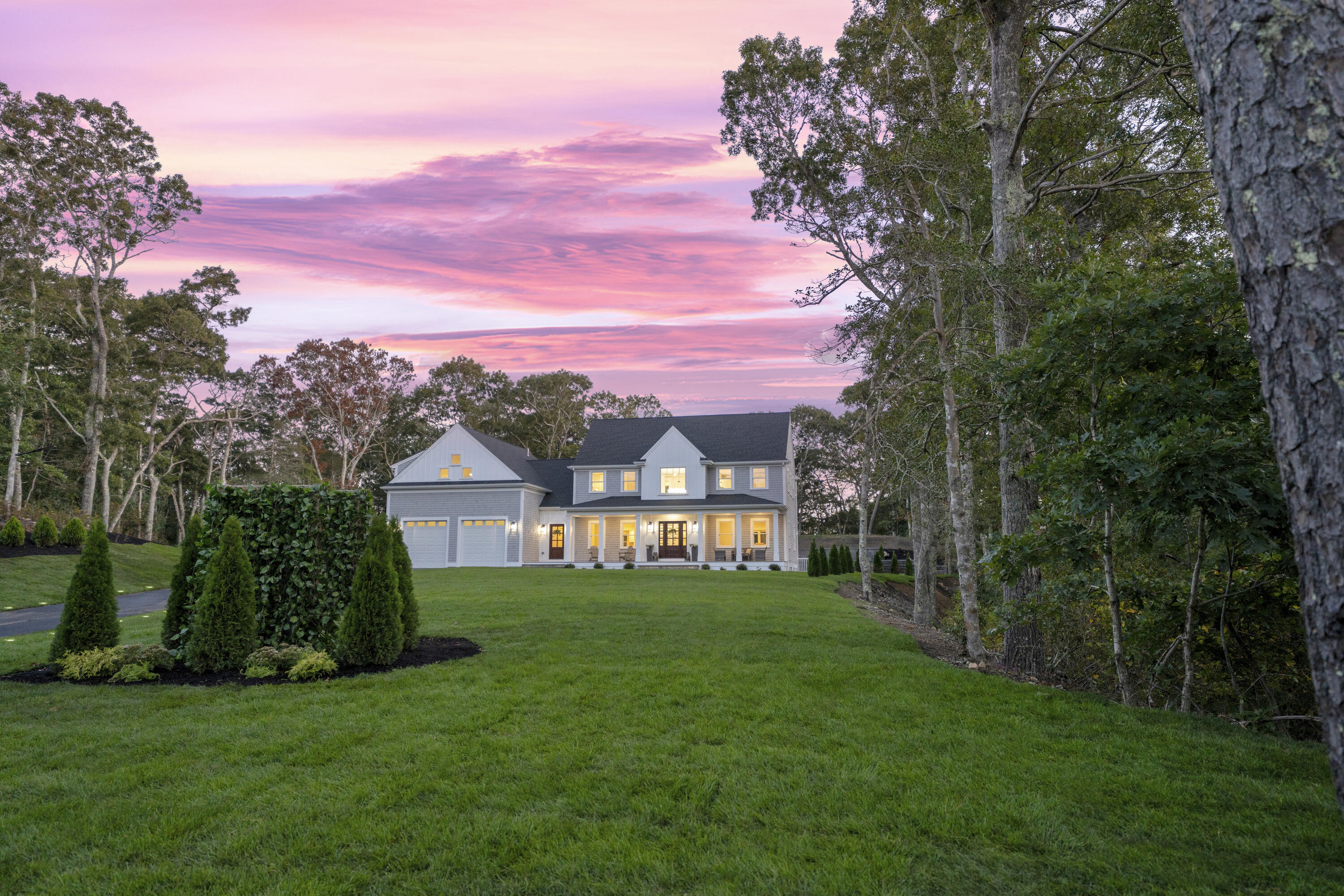 29 Summerwind Lane Centerville, MA 02632 - Photo 15 of 95 Substantial Front Yard