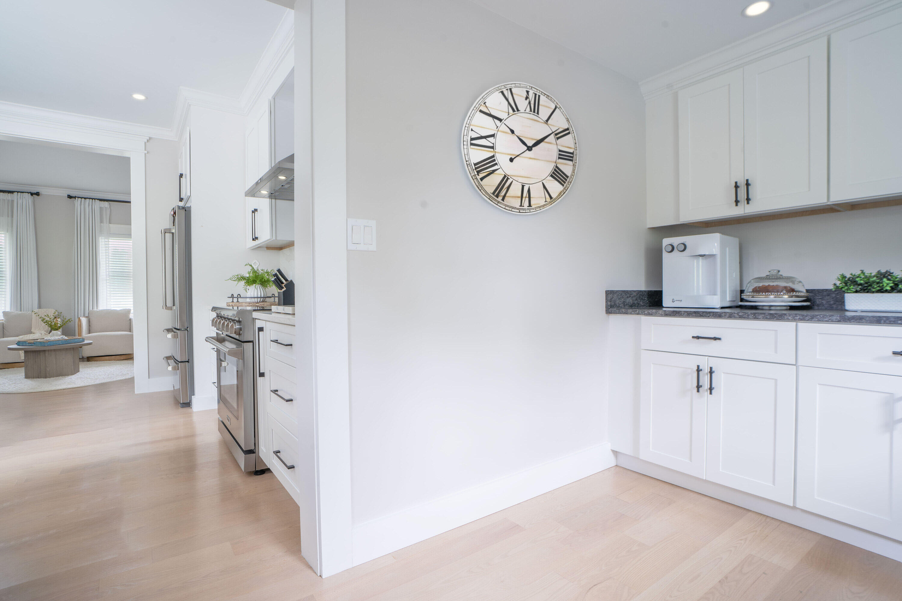 29 Summerwind Lane Centerville, MA 02632 - Photo 39 of 95 Pantry To Kitchen