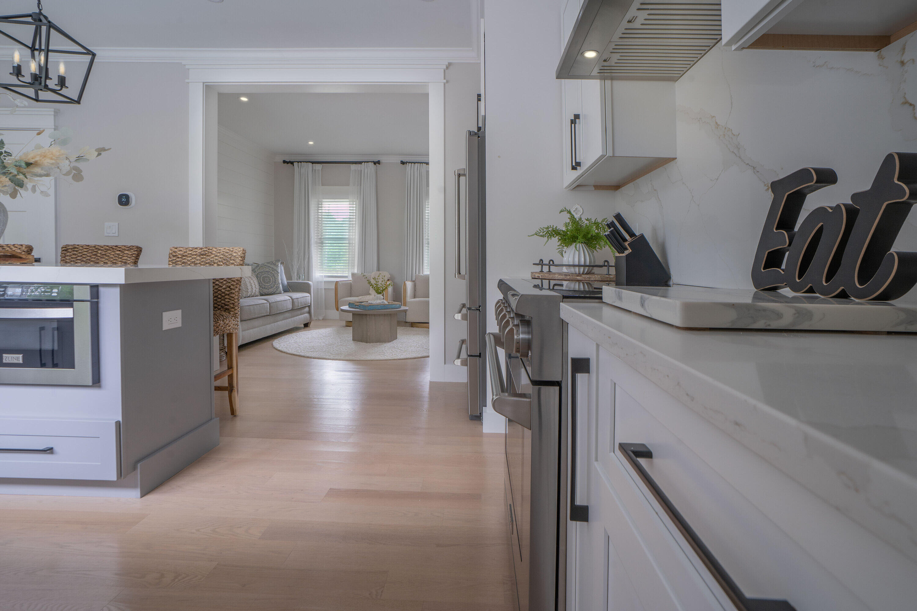 29 Summerwind Lane Centerville, MA 02632 - Photo 50 of 95 Kitchen & Family Room As One