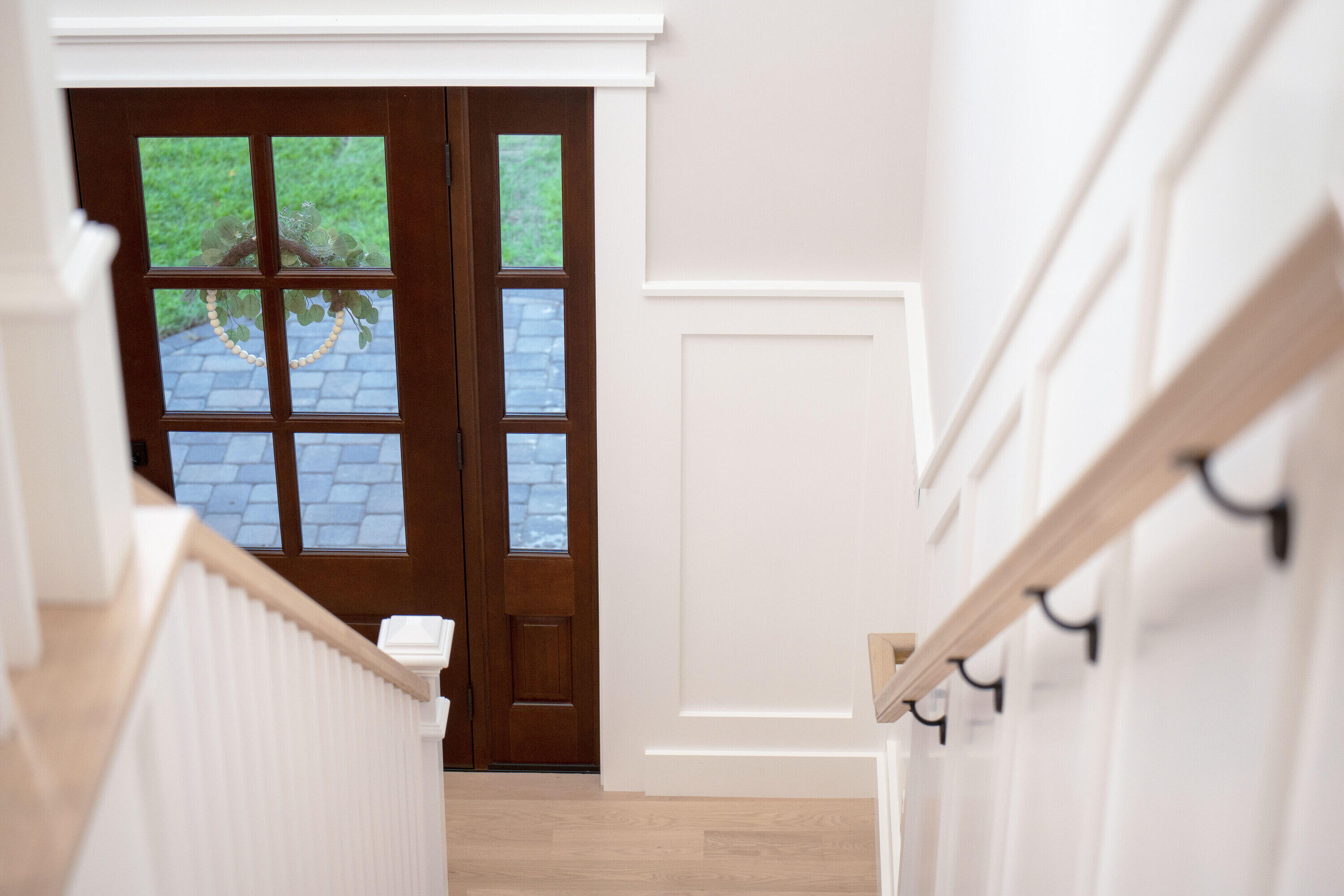 29 Summerwind Lane Centerville, MA 02632 - Photo 53 of 95 Going Upstairs