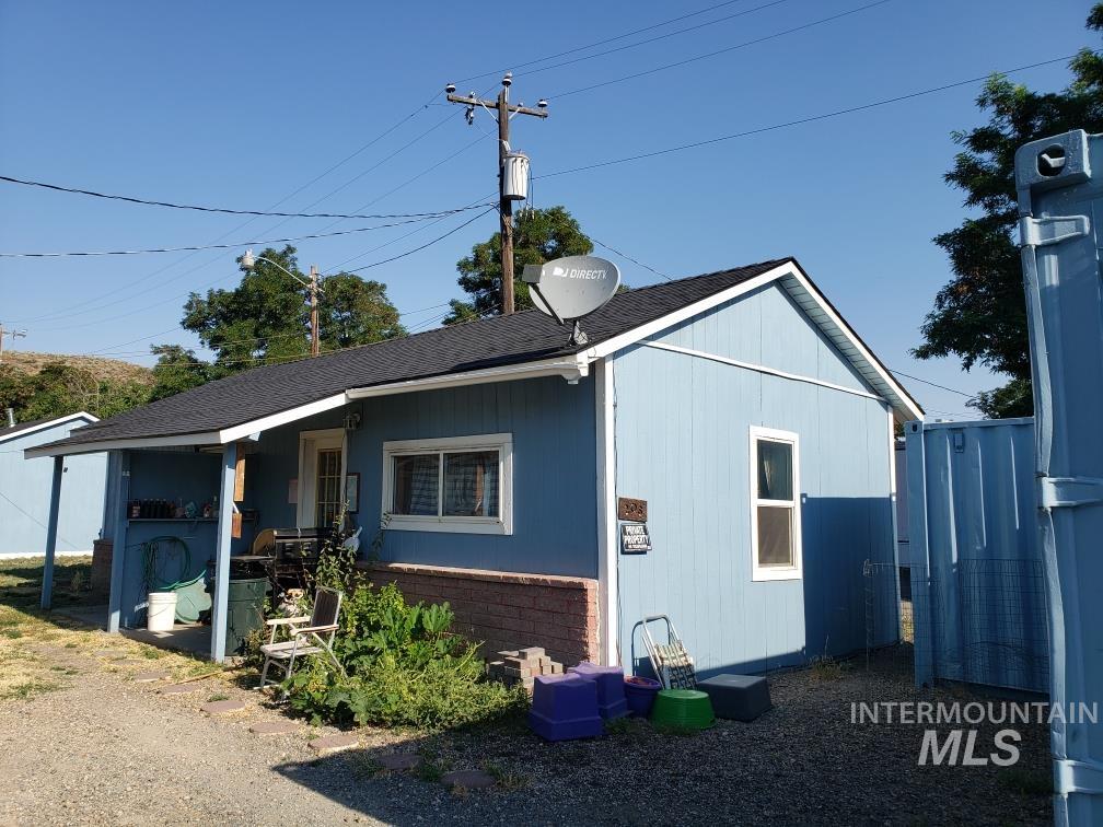 205 Adams Street West Huntington, OR 97907 - Photo 4 of 41