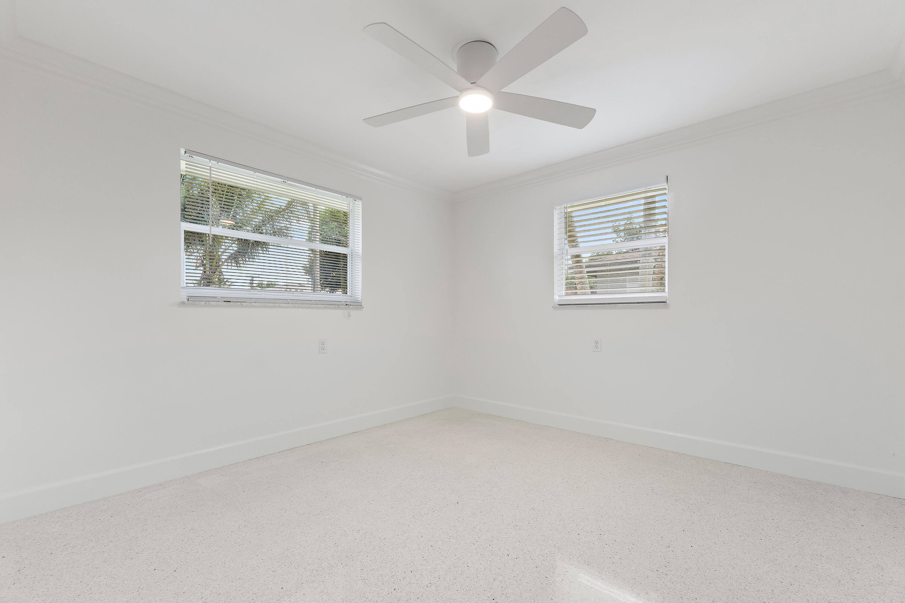9 Windsor Road East Jupiter, FL 33469 - Photo 24 of 29 031-9WindsorRdE-Jupiter-FULL