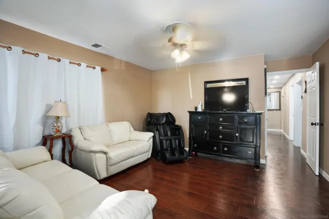 $1,175,000 | 553 Third Avenue, Redwood City, CA 94063