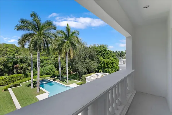 $85,000 | 26 Tahiti Beach Island Road, Coral Gables, FL 33143