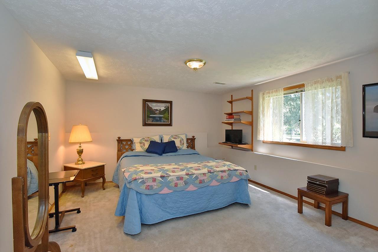 9510 East Holman Road Spokane, WA 99206 - Photo 17 of 20 Gallery Image 17