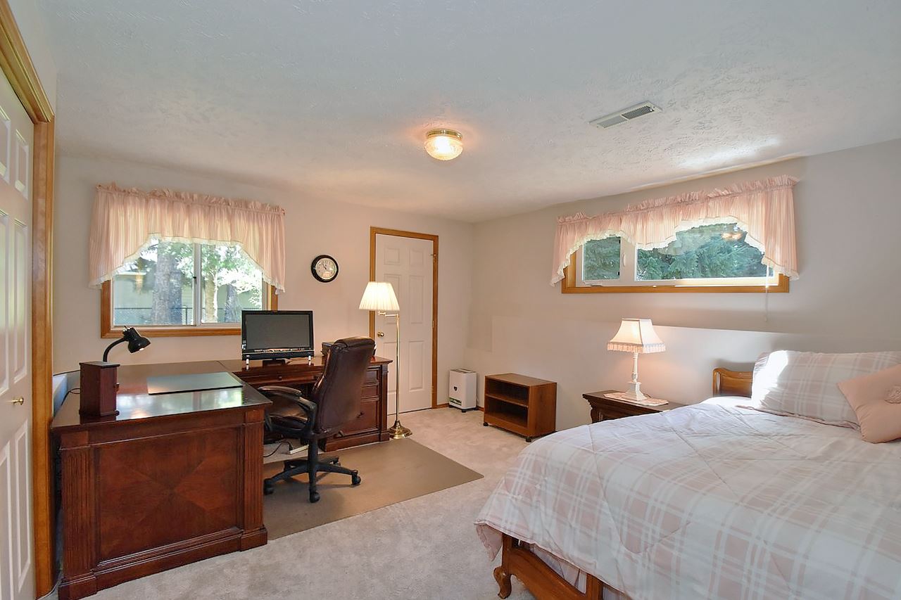 9510 East Holman Road Spokane, WA 99206 - Photo 18 of 20 Gallery Image 18