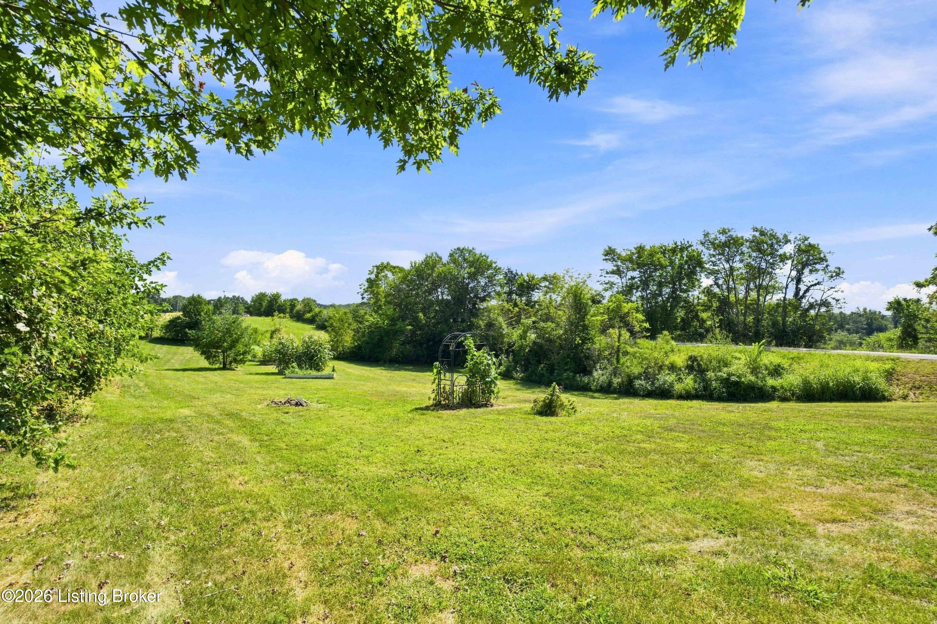 6570 Point Pleasant Road Pleasureville, KY 40057 - Photo 41 of 45 11