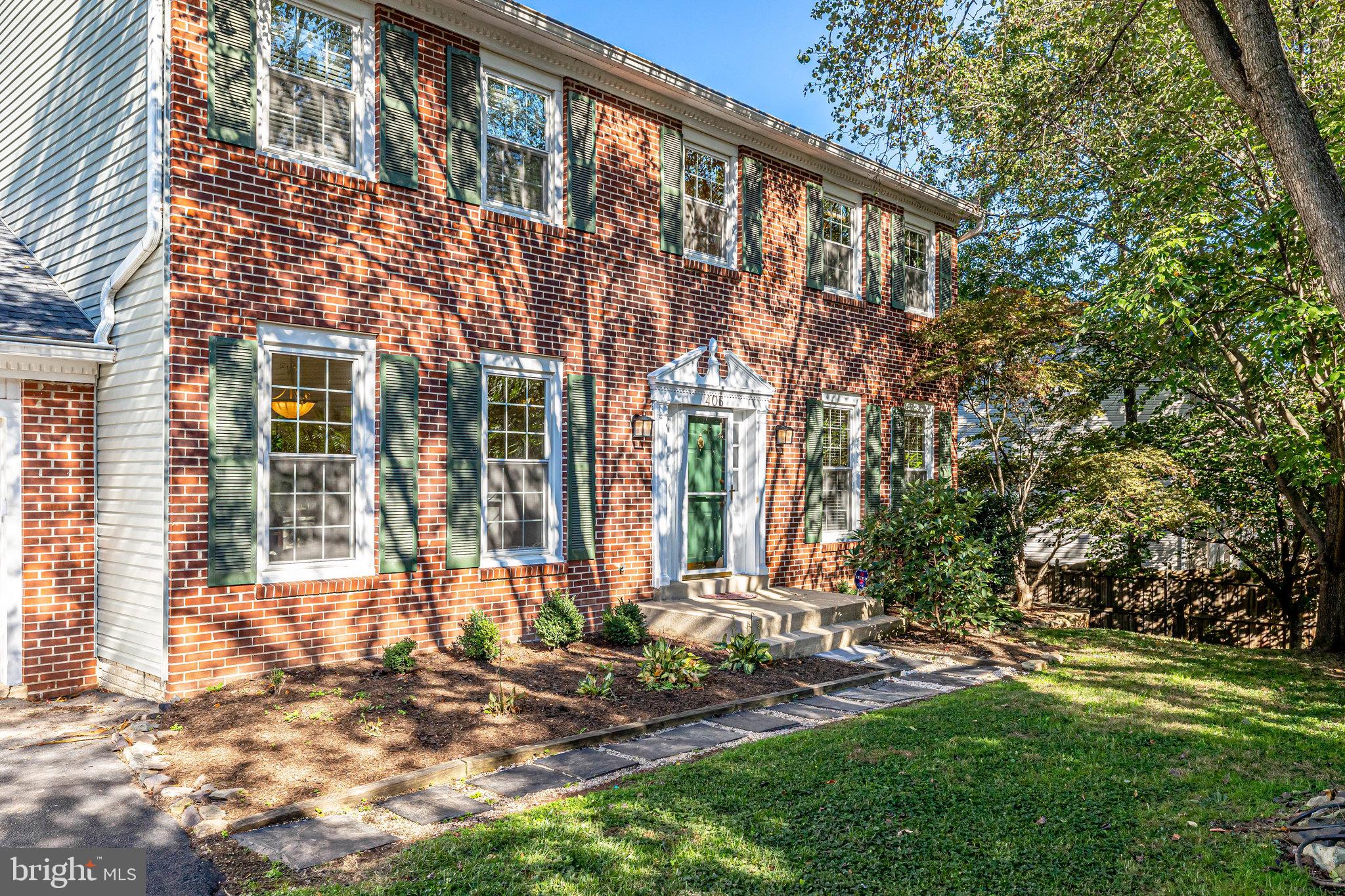 406 Madison Forest Drive Herndon, VA 20170 - Photo 2 of 78 Stately Colonial in the Town of Herndon.