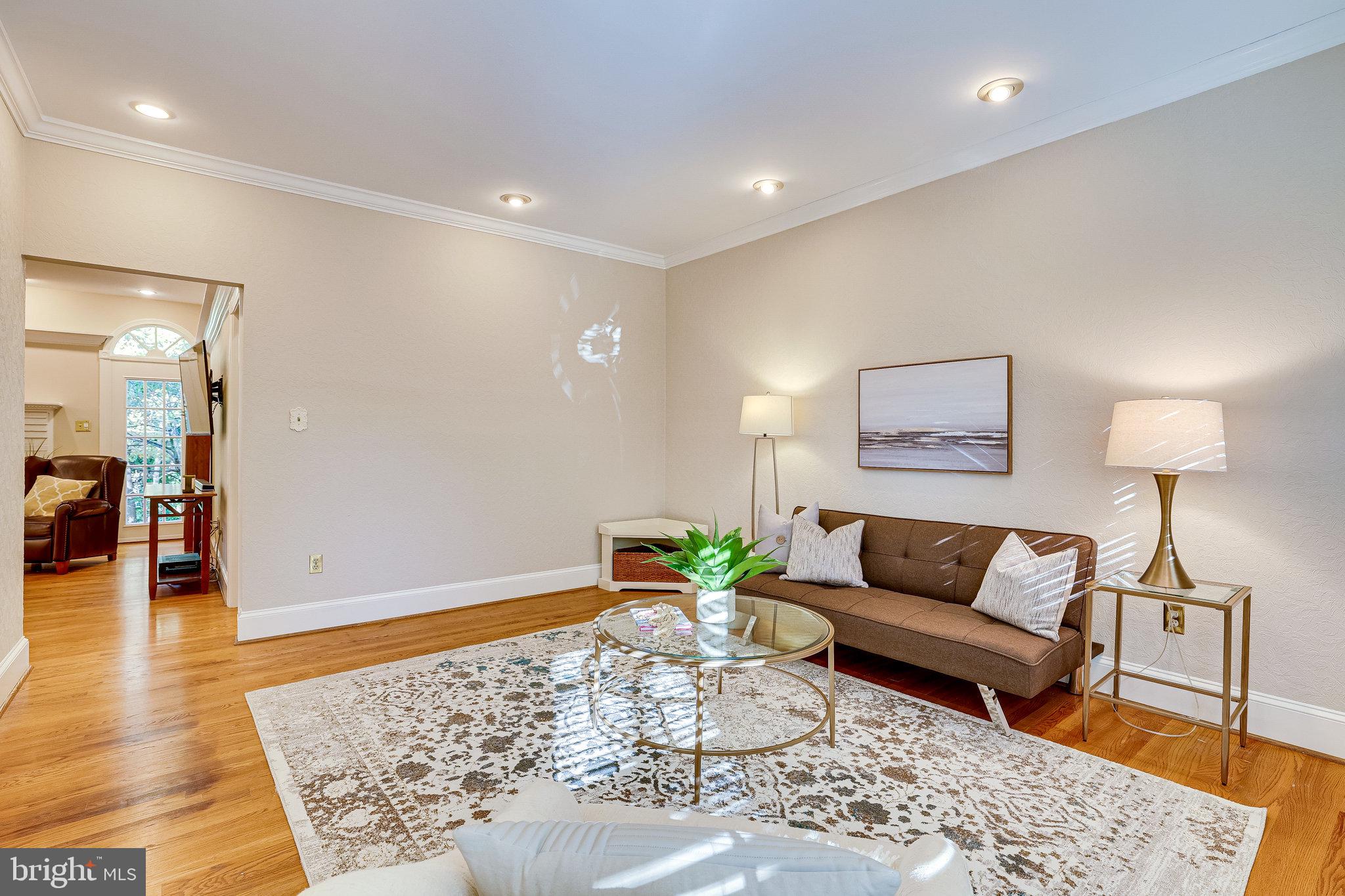 406 Madison Forest Drive Herndon, VA 20170 - Photo 15 of 78 Spacious Living Room.
