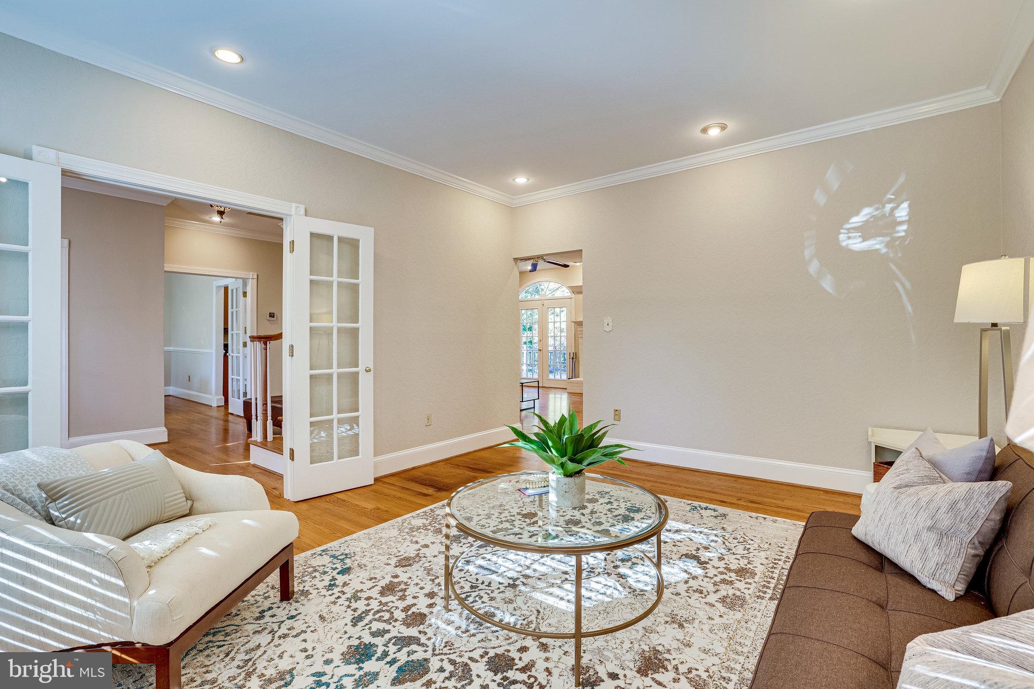 406 Madison Forest Drive Herndon, VA 20170 - Photo 16 of 78 Hardwood floors and recessed lights.