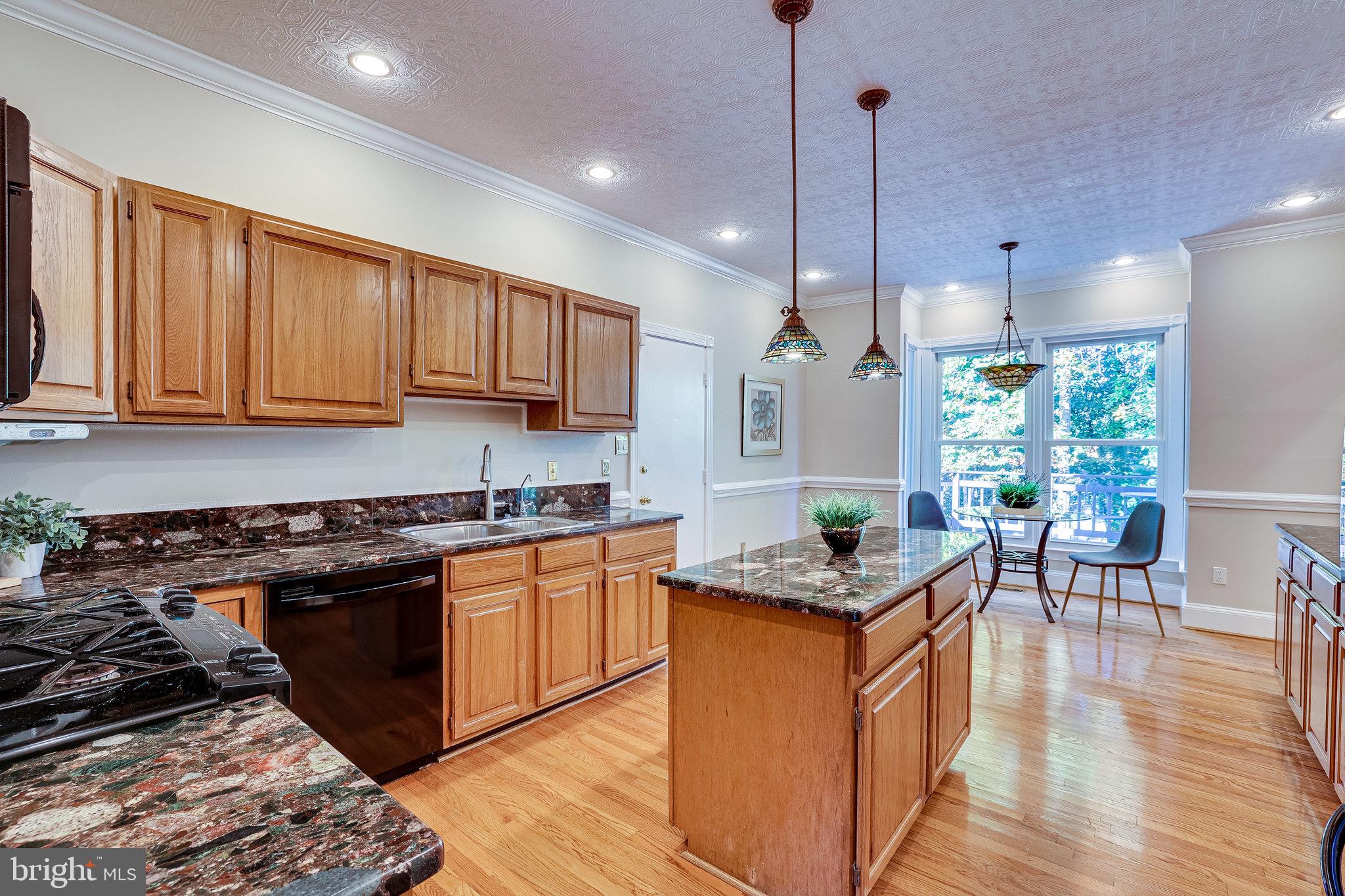 406 Madison Forest Drive Herndon, VA 20170 - Photo 33 of 78 Kitchen has access to 2 car garage.