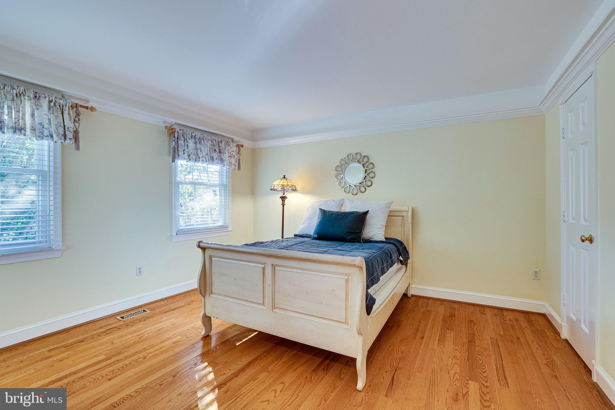 406 Madison Forest Drive Herndon, VA 20170 - Photo 55 of 78 Bedroom 2 on upper level.