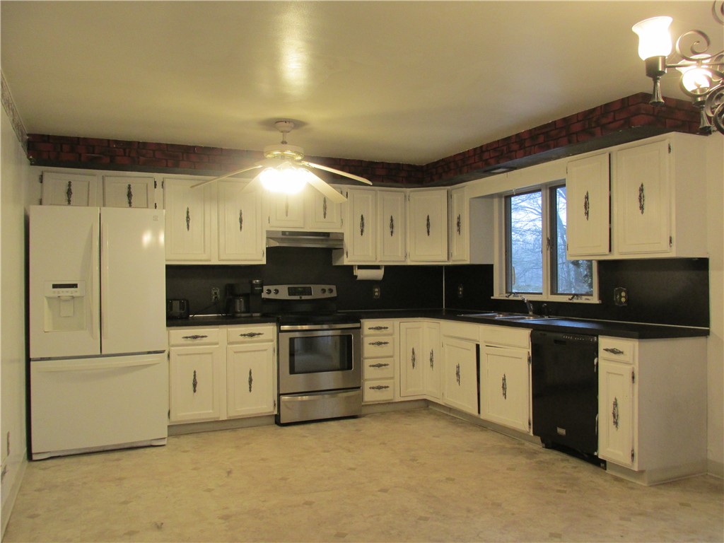 672 Gillett Road Ogden, NY 14559 - Photo 2 of 15