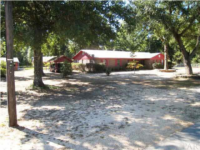 5565 Rowell Road Milton, FL 32583 - Photo 3 of 16 Gallery Image 3