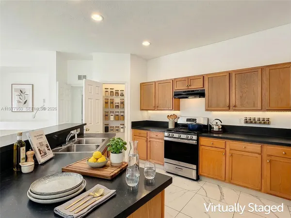 $349,900 | 1270 Classic Court, Vero Beach, FL 32966