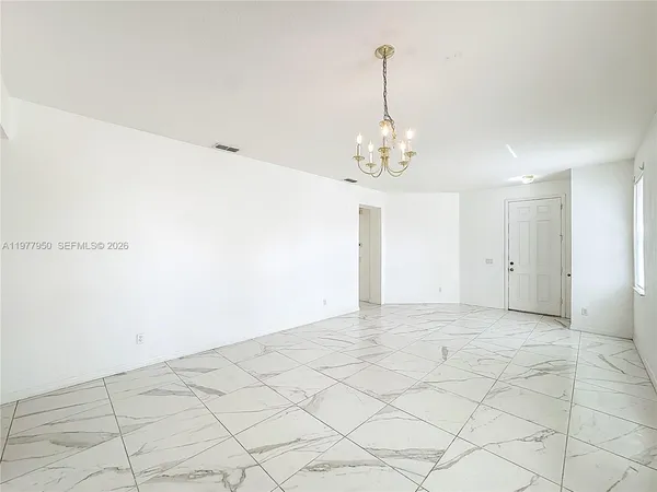 $349,900 | 1270 Classic Court, Vero Beach, FL 32966